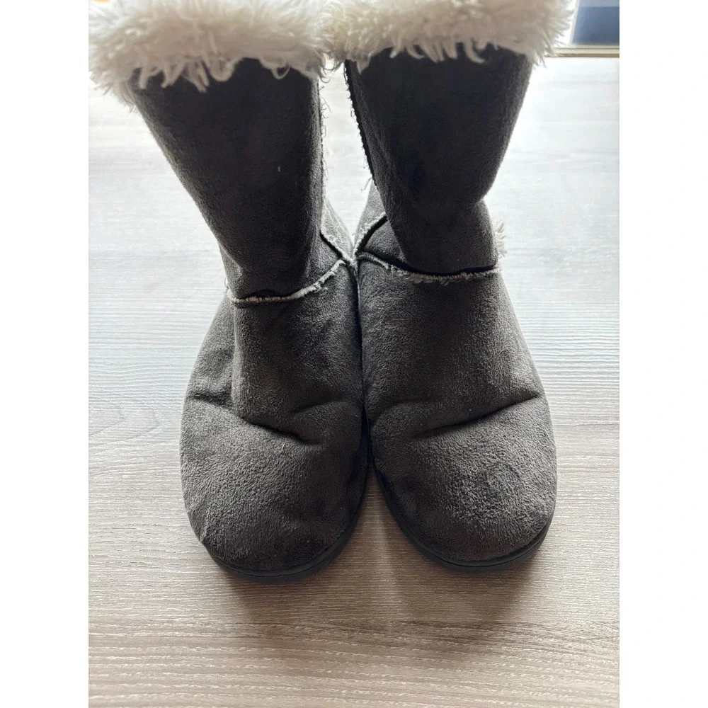 DAWGS Womens 10 Gray Fleece Lined MidCalf Boots Faux Fur Trim 3 Button Cozy Cold